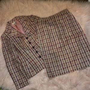 Talbots Pink Ivory Tweed Skirt Suit Size 8